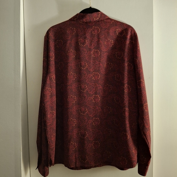 Liz Baker Women's Red and Black Patterned Long Sleeve Shirt - Picture 2 of 7